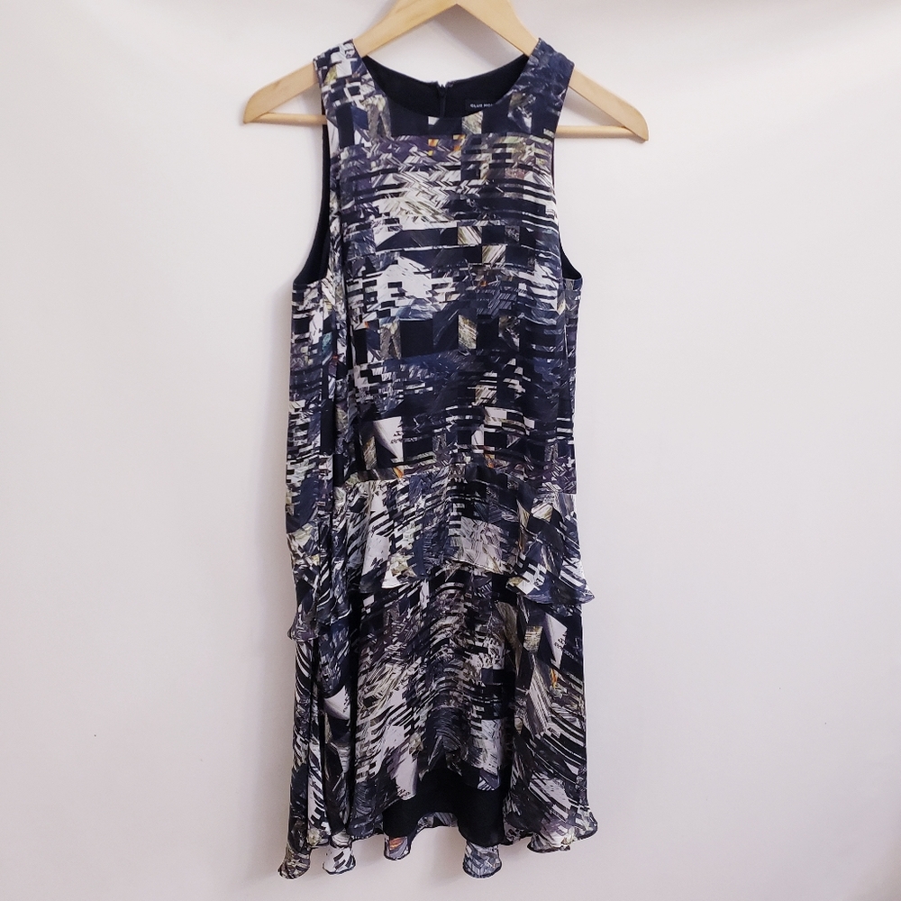 Club Monaco Graphic Print Drop Waist Tiered Silk Sleeveless Dress, Size 2